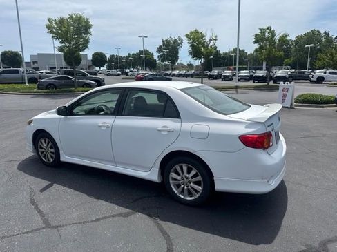 Used 2009 Toyota Corolla S FWD image 4