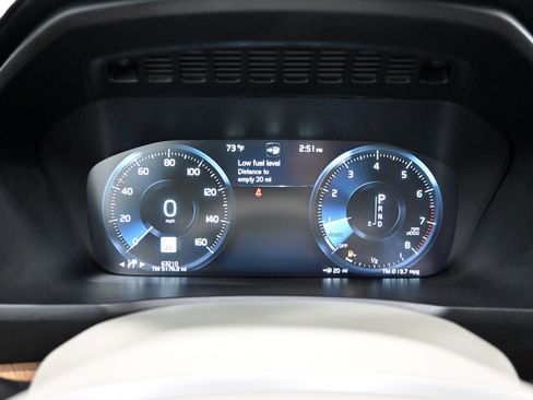 Used 2019 Volvo XC90 T6 Inscription w/ Protection Package Premier AWD/4WD image 8