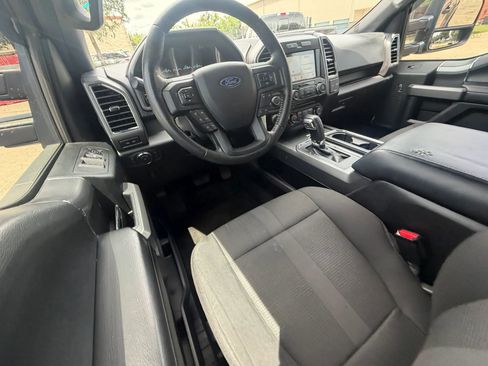 Used 2016 Ford F150 XLT w/ Equipment Group 302A Luxury RWD image 9
