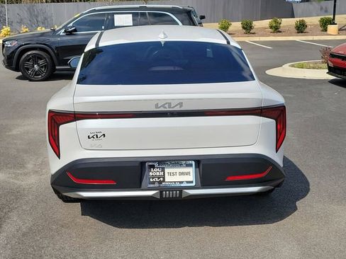 New 2026 Kia K4 FWD image 5