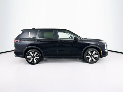 Used 2025 Mitsubishi Outlander SE AWD/4WD image 10