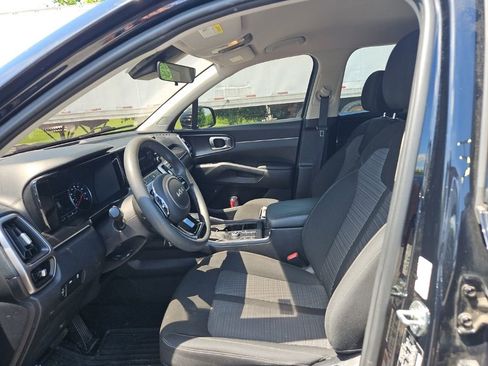 Used 2022 Kia Sorento LX FWD image 15