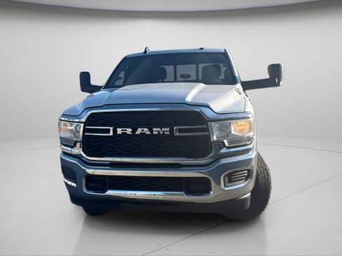 Used 2020 RAM 3500 Tradesman AWD/4WD image 17