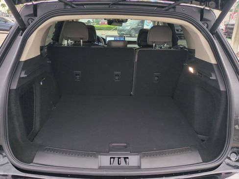 New 2026 Lincoln Corsair Grand Touring AWD/4WD image 13
