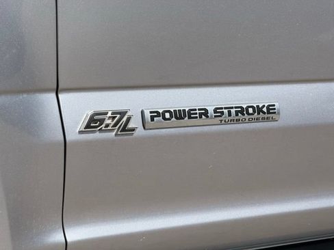 Used 2022 Ford F350 XLT w/ XLT Premium Package AWD/4WD image 11