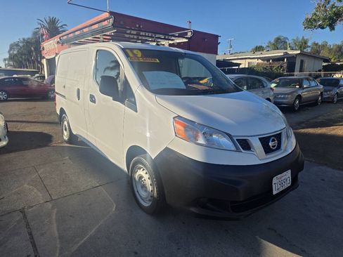 Used 2019 Nissan NV200 S w/ Cruise Control Package FWD image 1