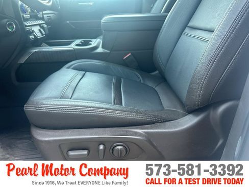 Certified 2022 GMC Sierra 2500 Denali w/ LPO, GMC Protection Package AWD/4WD image 11