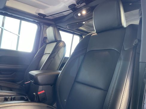 New 2026 Jeep Wrangler Sahara AWD/4WD image 16