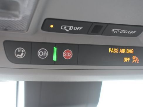Used 2024 Chevrolet Equinox LS FWD image 27
