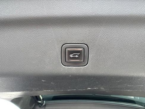 Used 2021 Chevrolet Tahoe High Country AWD/4WD image 14