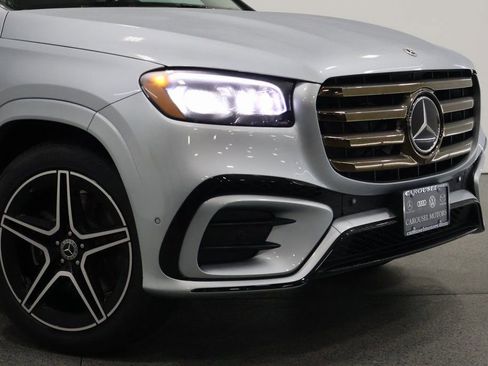 New 2026 Mercedes-Benz GLS 450 4MATIC image 3