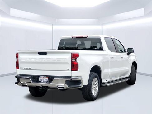 Used 2022 Chevrolet Silverado 1500 LT AWD/4WD image 5