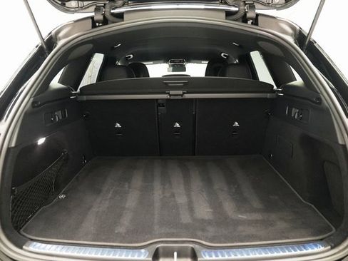 Used 2024 Mercedes-Benz GLC 300 4MATIC image 34