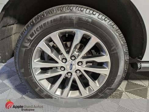 Used 2018 Ford Expedition Limited w/ Equipment Group 301A AWD/4WD image 60