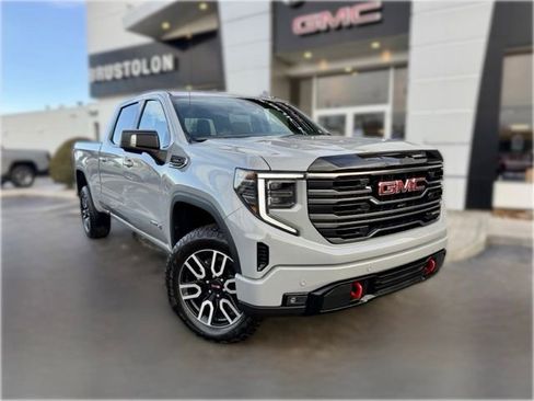 Used 2025 GMC Sierra 1500 AT4 w/ AT4 Preferred Package image 5