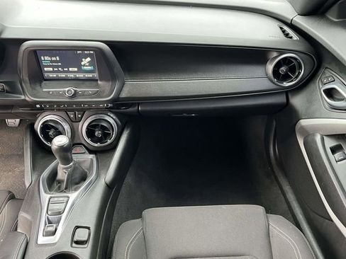 Used 2016 Chevrolet Camaro LT image 17