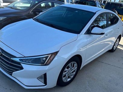 Used 2019 Hyundai Elantra SE w/ Cargo Package