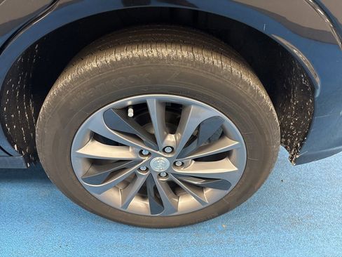 Used 2023 Buick Encore GX Select w/ Sport Touring Package image 17