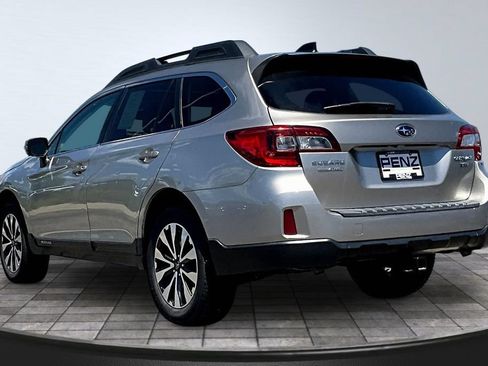 Used 2016 Subaru Outback 3.6R Limited AWD/4WD image 4