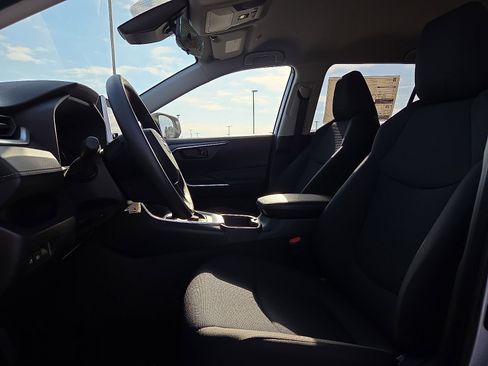 New 2025 Toyota RAV4 LE image 9