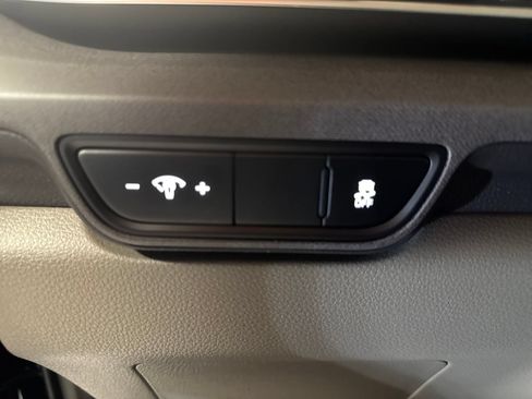 New 2026 Kia Carnival SX FWD image 15