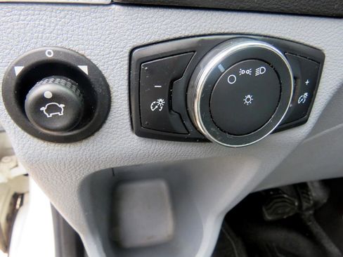 Used 2015 Ford Transit 250 130 Low Roof w/ Exterior Upgrade Package image 12