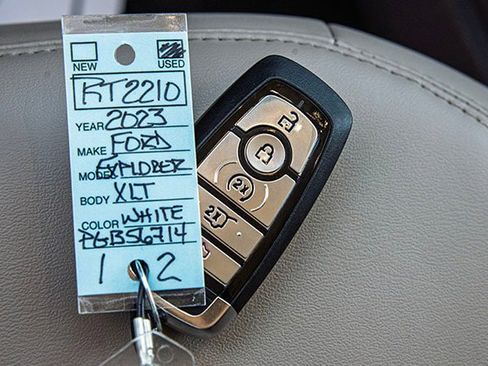 Used 2023 Ford Explorer XLT w/ Equipment Group 202A image 22