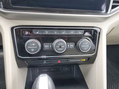 Certified 2023 Volkswagen Atlas SE image 20