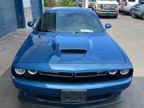 Used 2022 Dodge Challenger GT RWD image 4