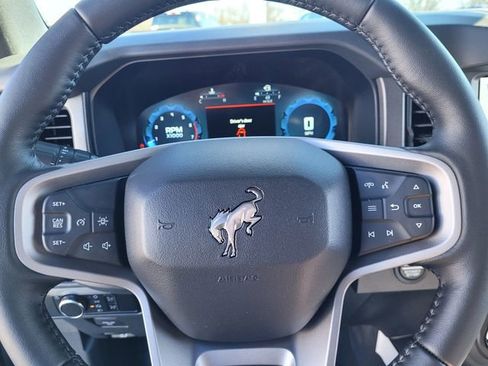 New 2025 Ford Bronco Badlands w/ Sasquatch Package AWD/4WD image 20