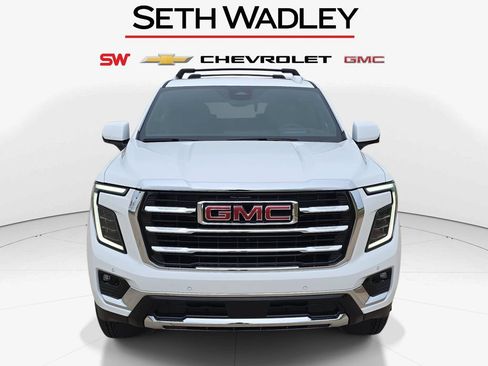 New 2026 GMC Yukon Elevation w/ Elevation Premium Package AWD/4WD image 2