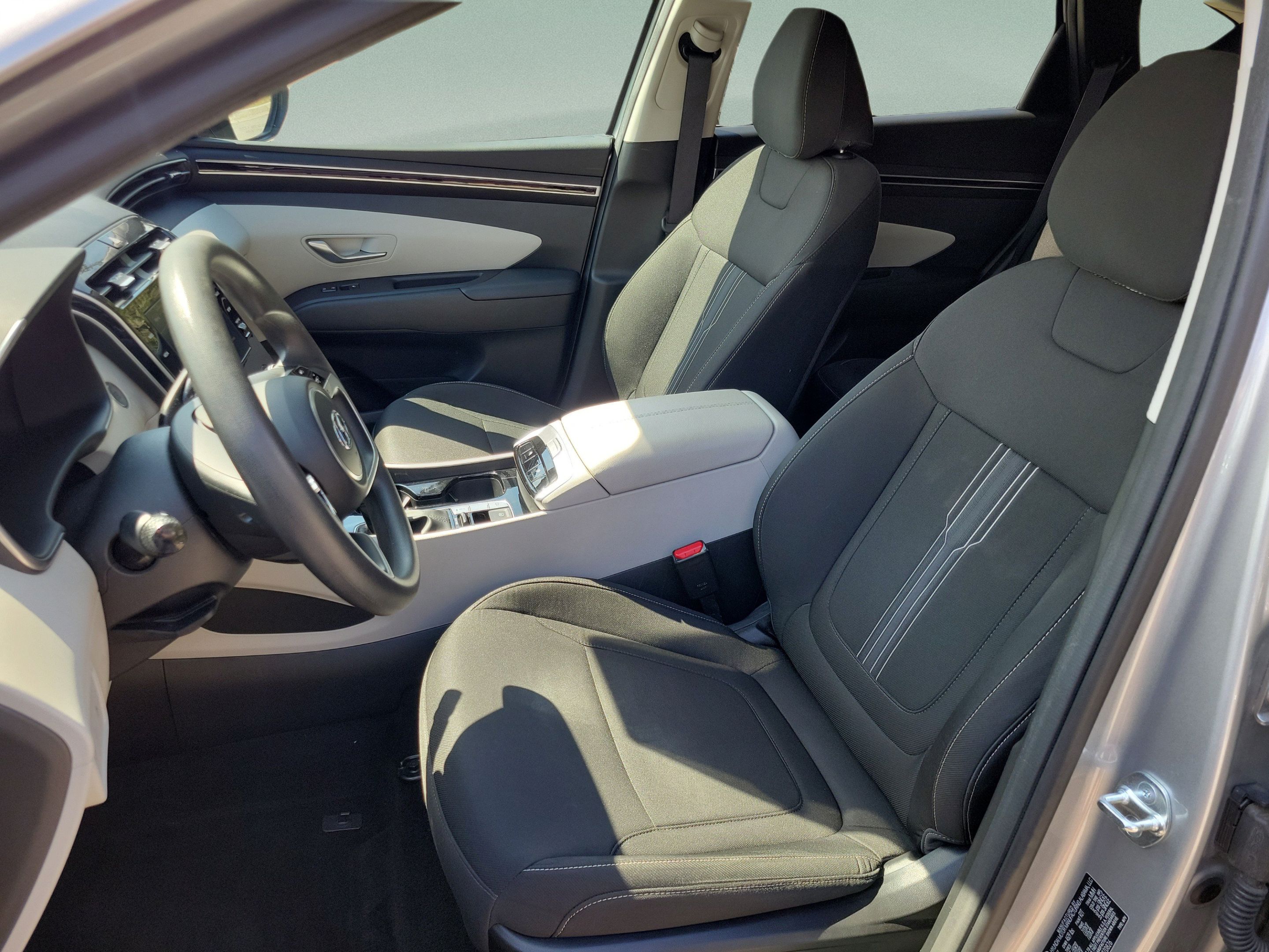 Used 2023 Hyundai Tucson SEL FWD image 14