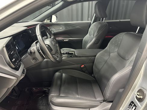 Certified 2025 Lexus RX 450h AWD w/ Convenience Package image 16