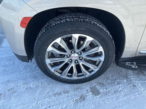 Used 2021 GMC Yukon Denali image 12