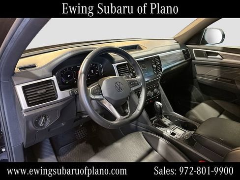 Used 2022 Volkswagen Atlas Cross Sport SE FWD image 9