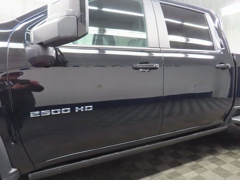 Used 2024 Chevrolet Silverado 2500 ZR2 w/ Technology Package image 53