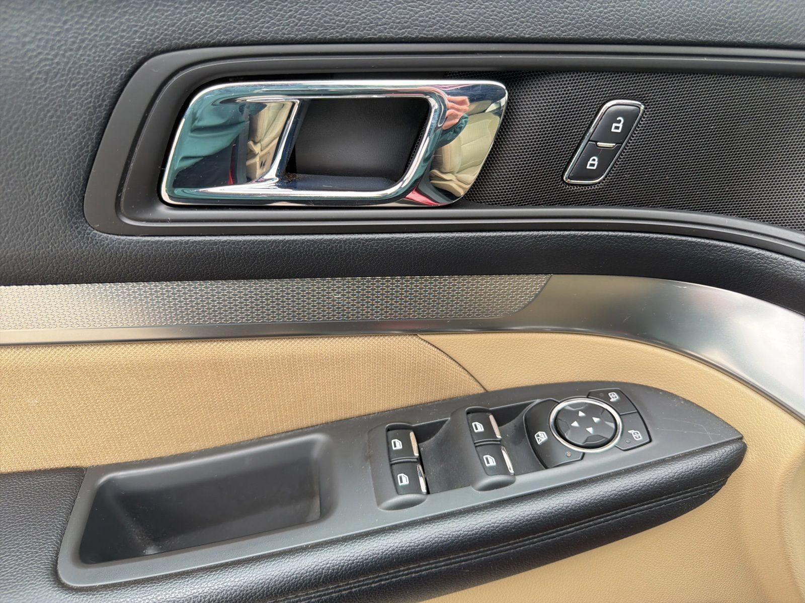 Used 2016 Ford Explorer 4WD image 11