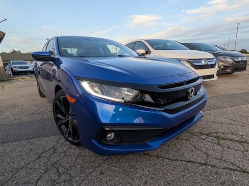 Used 2019 Honda Civic Sport image 1