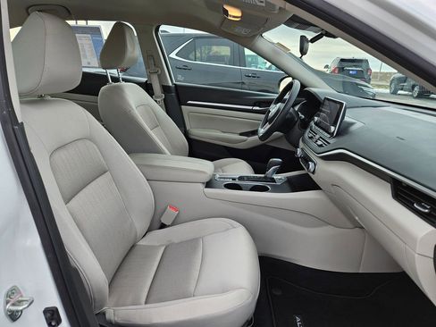 Used 2022 Nissan Altima 2.5 SV image 35