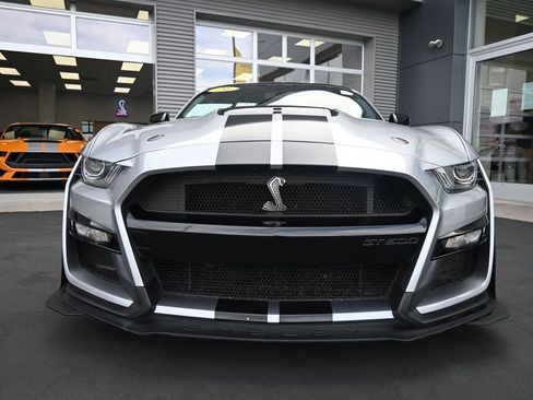 Used 2021 Ford Mustang Shelby GT500 w/ Technology Package RWD image 11