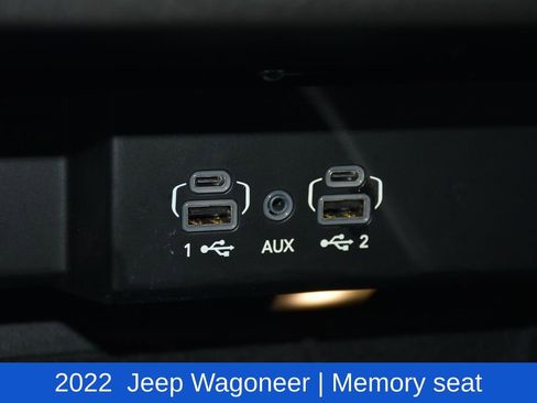 Used 2022 Jeep Wagoneer Series III w/ Premium Group I AWD/4WD image 21