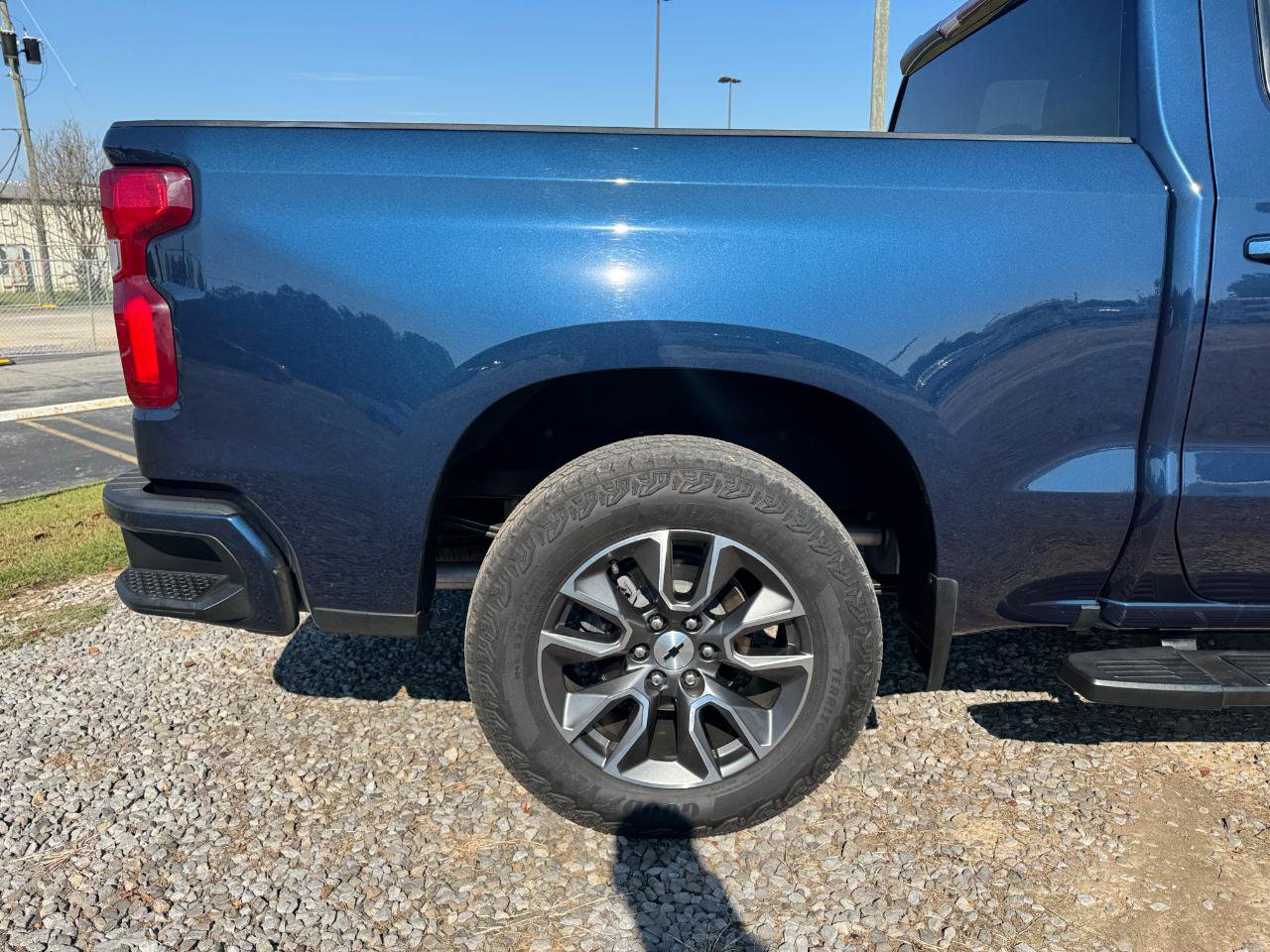 Used 2022 Chevrolet Silverado 1500 RST AWD/4WD image 14