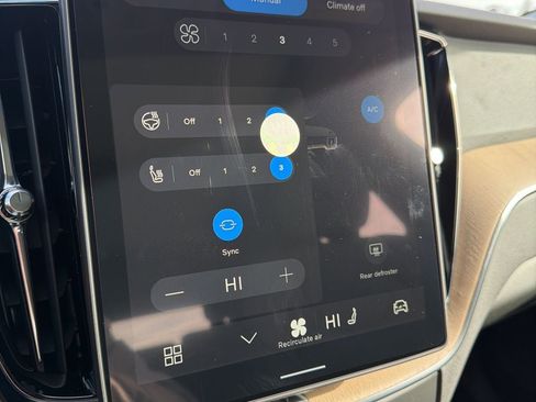 New 2026 Volvo XC60 B5 Plus w/ Protection Package Premier image 25