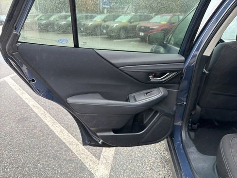Used 2023 Subaru Outback Premium image 32