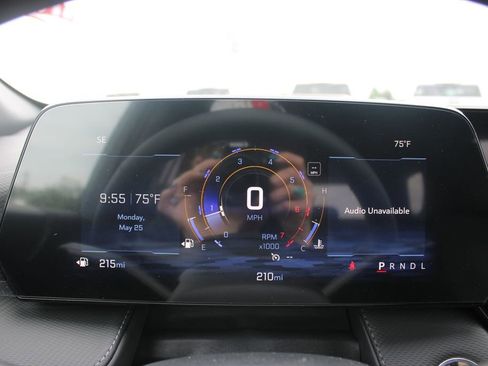 New 2026 Chevrolet Equinox LT w/ Safety and Technology Package FWD image 31