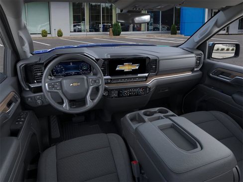 New 2025 Chevrolet Silverado 1500 LT image 15