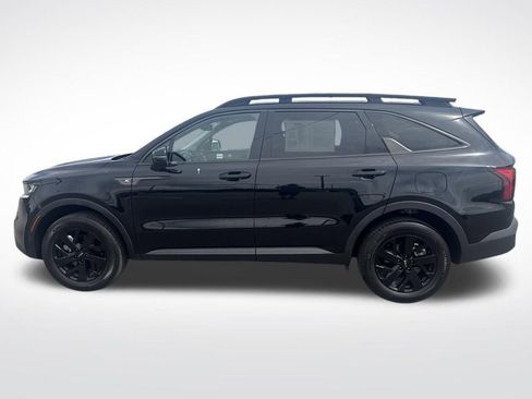 Used 2023 Kia Sorento S AWD/4WD image 2