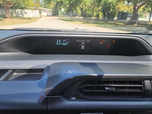 Used 2014 Toyota Prius C Two FWD image 17