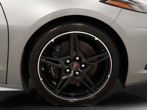 Used 2024 Chevrolet Corvette Stingray Preferred Cpe w/ Z51 Performance Package RWD image 37