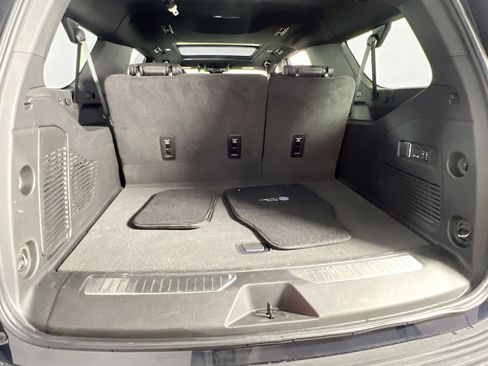 Used 2024 GMC Yukon XL Denali image 26